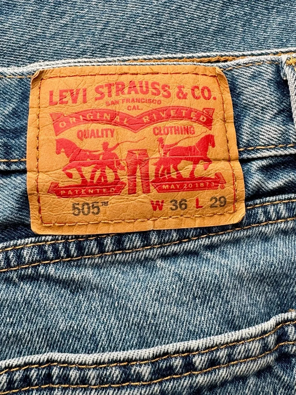 Levi’s men’s 505 jeans. Fair to good pre-owned condition. Waist 36  Length 29